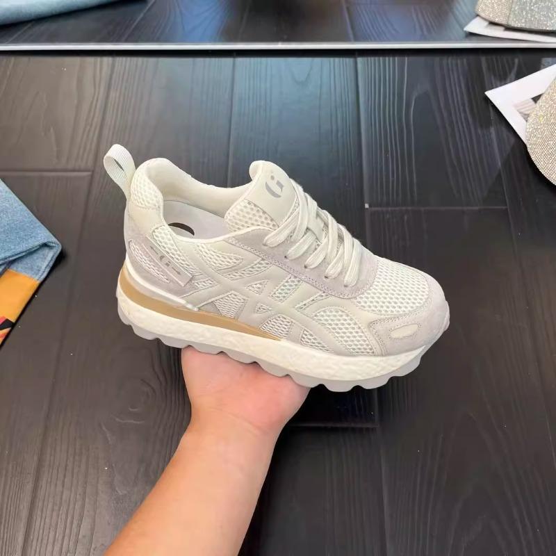 Новые женские ретро красные женские осенние спортивные и повседневные туфли с внутренней танкеткой