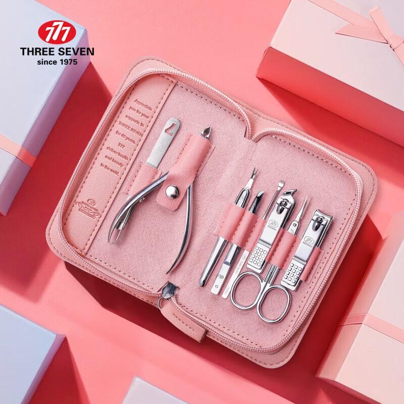 777 Nail Care Manicure Pedicure Set