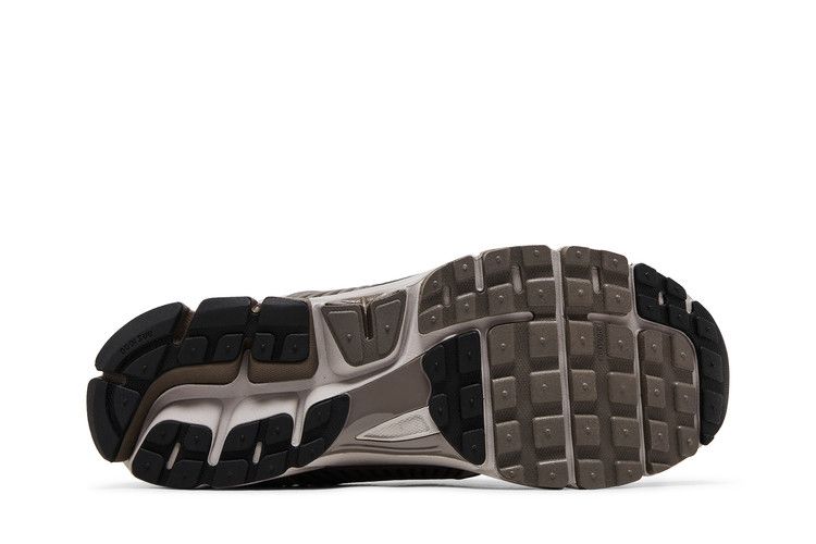 Nike Zoom Vomero 5 College Grey Cave Stone