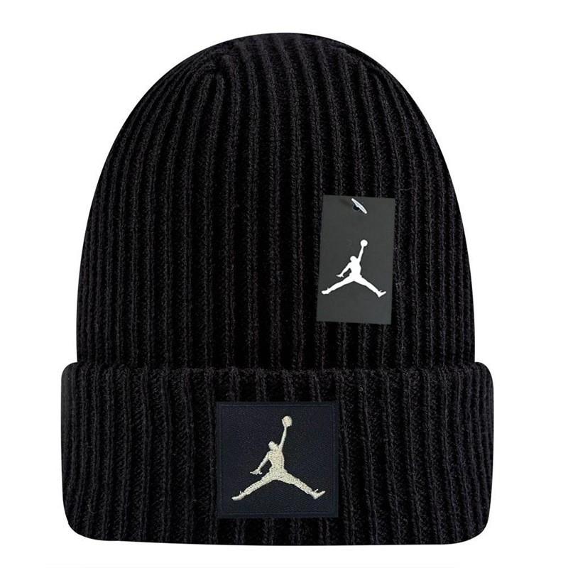 Winter Knit Beanie Couples Warm Outdoor Cold Hat Fashion Casual All-match Adult