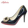 Мода Aphixta Горячие 10см Туфли-стилет Жемчужная пряжка Градиентные лодочки Женская обувь Лакированная кожа Супервысокий Заостренный носок Супербольшой 48 49 50