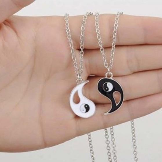 2 Pcs Black White Yin Yang Hollow Pendant Necklace Couple Sister Friend Jewelry ARI
