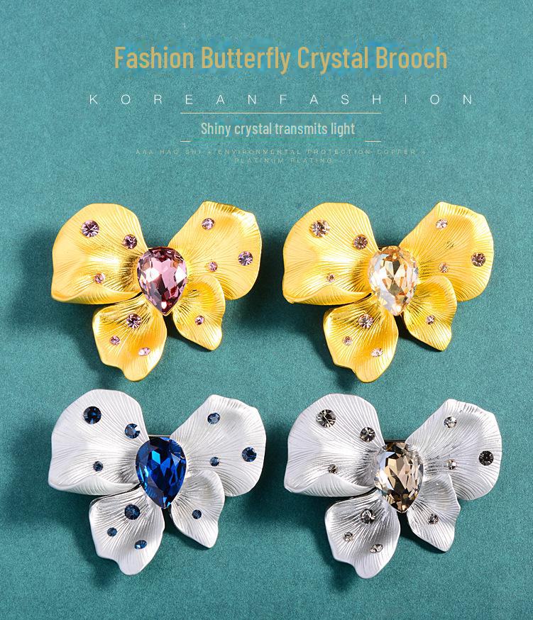 Ретро-брошь в виде бабочки в европейско-американском стиле - элегантная булавка из сплава для корсажей и пальто