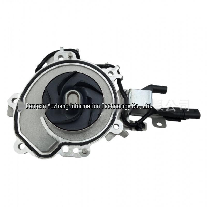 Водяной насос Land Rover Evoque LR154597AD