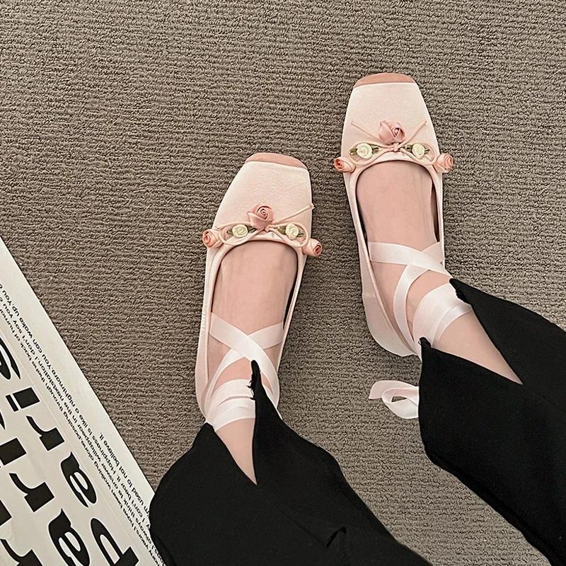 2024 Luxury Lace Tie Leg Satin Silk Ballet Flats Woman Square Toe Bowknot Elastic Band Ballerinas Ladies Wedding Floral Shoes