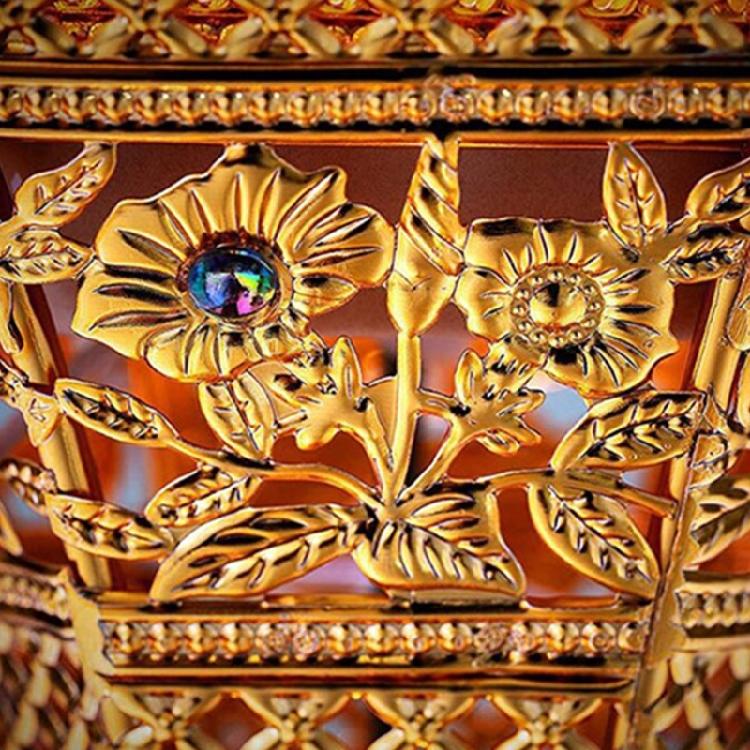 Элегантные Арабские Электрические Благовонницы Золотое Покрытие Улучшает Атмосферу Дома Высокие Температуры