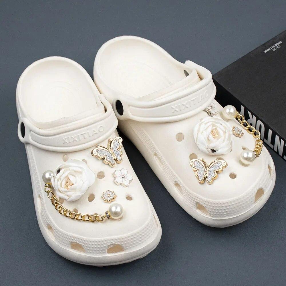 Подвеска для обуви, булавки «сделай сам», белая роза, бабочка, бриллиантовая цепочка, украшение, пряжка для обуви с отверстиями, набор подвесок, аксессуары, подарок для детей для мальчиков и девочек