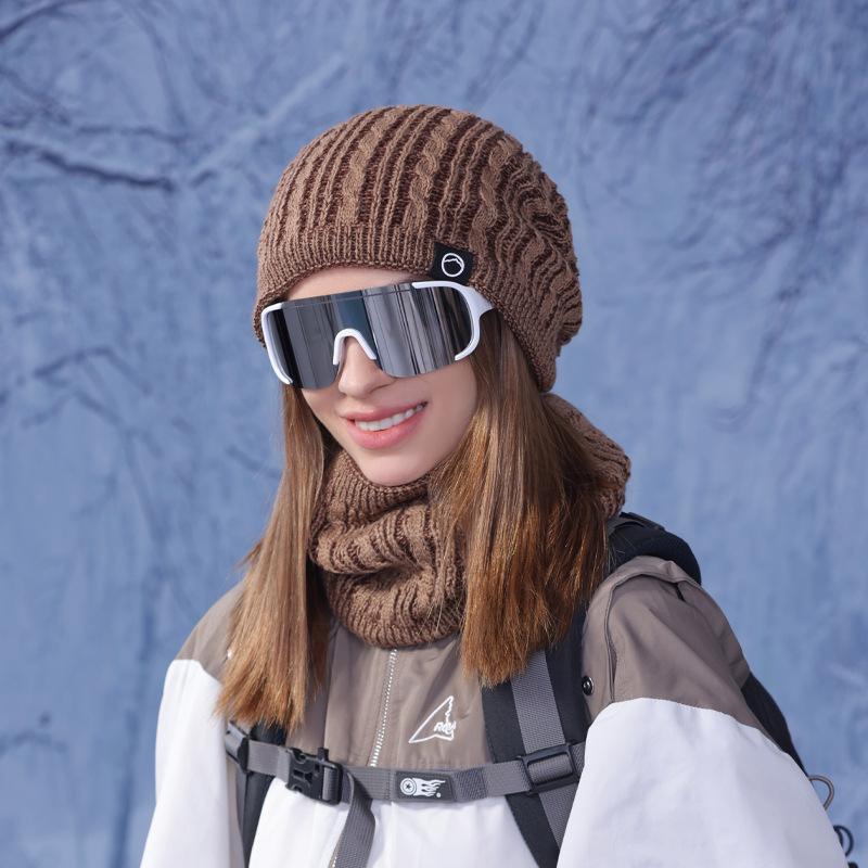 Winter Outdoor Warm Hat Scarf Two-piece Set Fleece Ear Protector Pullover Hat Women's Cold-proof Knitted Wool Hat