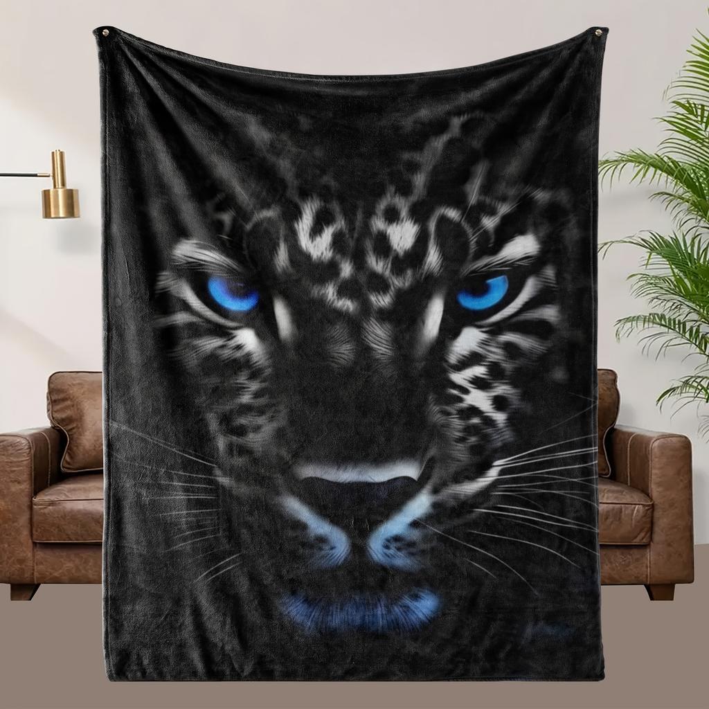 1pc Black and White Leopard Print Flannel Blanket - Soft, High-Definition Digital Print, Polyester, All-Season Comfort