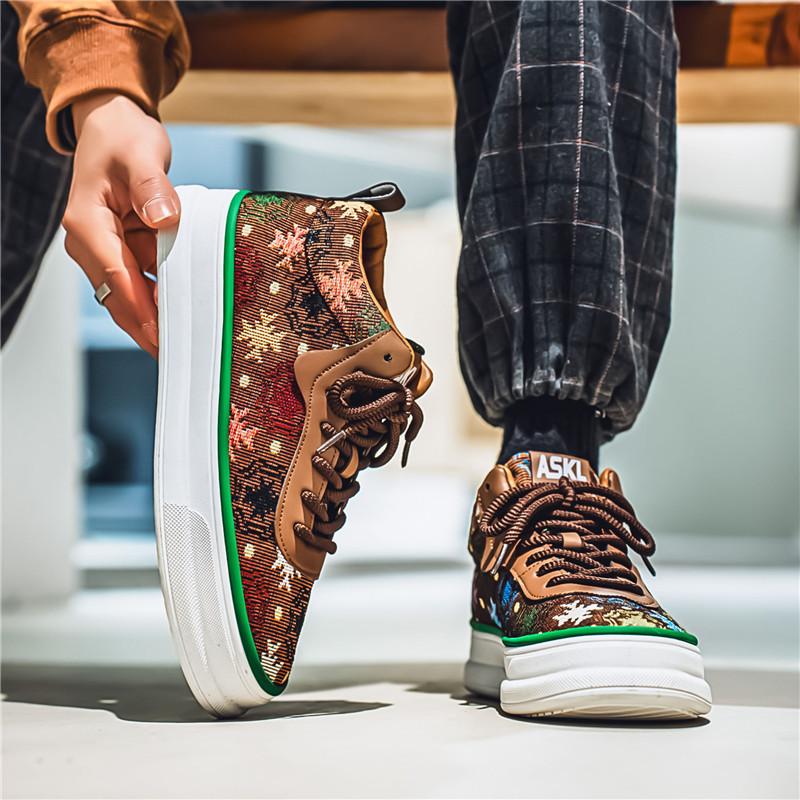 2025 Весна Новая обувь для мужчин Холщовые повседневные туфли Тренд Этнический стиль Плоские туфли для скейтборда Молодежные уличные Крутые кроссовки