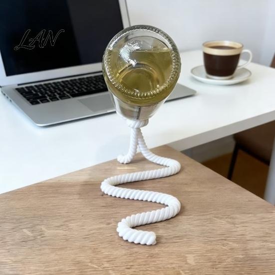 Creative Housewarming Gifts Magic Suspending Rope Wine Holder, Floating Illusion Rack Bottle Artistic Shelf Ornament Novelty Single Red Stand for Bar