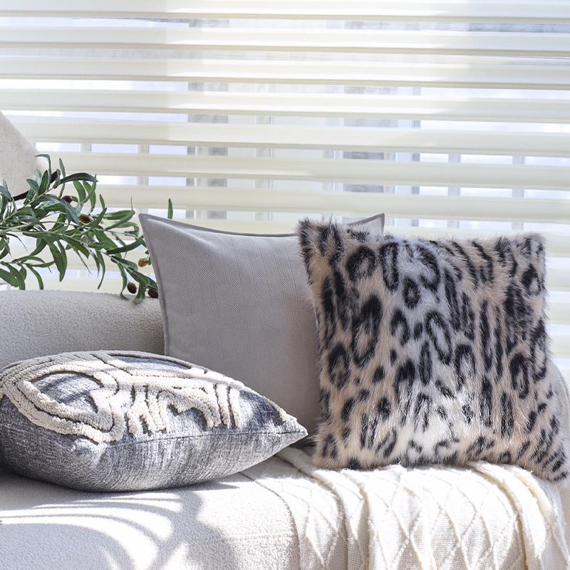 Pink Leopard Print Pillow Case Living Room Sofa Cushion Model Room Light Luxury Hotel B&B Bay Window Cushion Does Not Contain Core