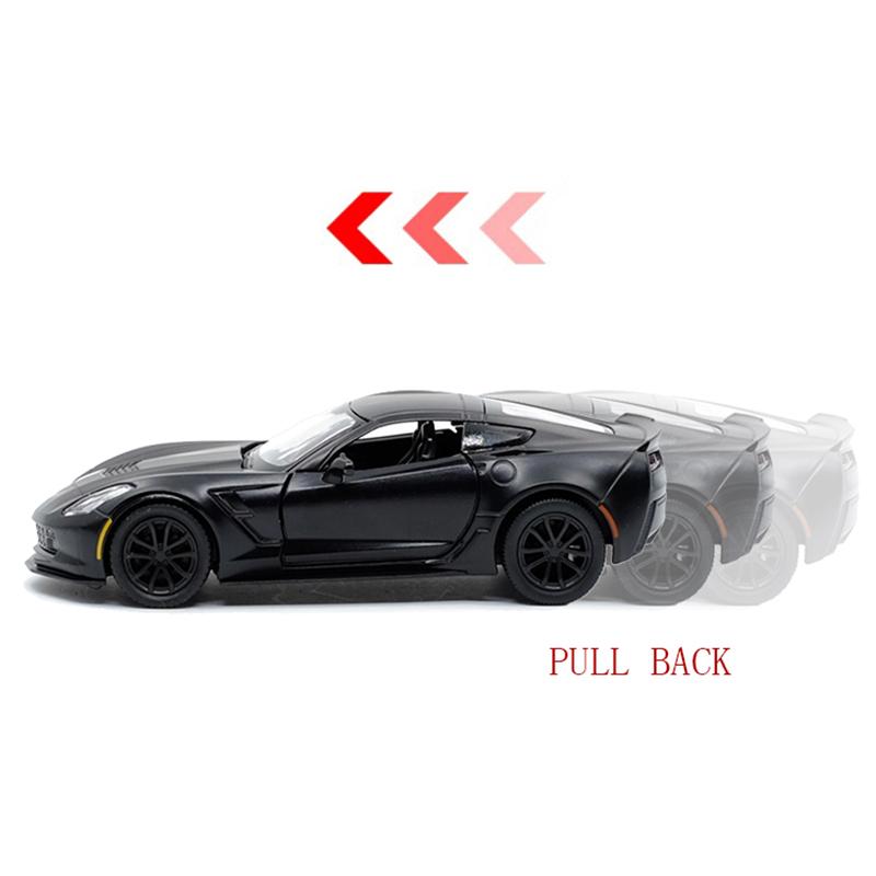 1:36-масштабная модель Chevrolet Corvette C7 из сплава, литая под давлением, суперспортивная модель автомобиля, имитация металлического кузова автомобиля с откатом, детские игрушки