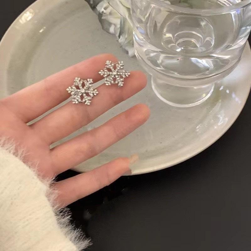 Осенние и зимние снежинки клипсы для ушей женские нишевые высококачественные изысканные темпераментные дизайн Sense клипсы для ушей без пирсинга ушей серьги