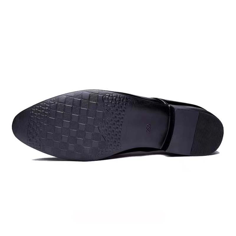 Men's Carved Dress Leather Shoes Spring Autumn British Leather Shoes Business Formal Pointed Toe Lace-up Casual Shoes Glossy Breathable Leather Shoes