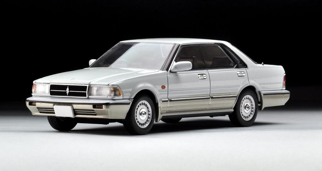 Масштабная модель Tomica Limited Vintage Neo Cedric V30 Turbo Brougham VIP 1/43 TLV-N43-24a (Белый/Бежевый)