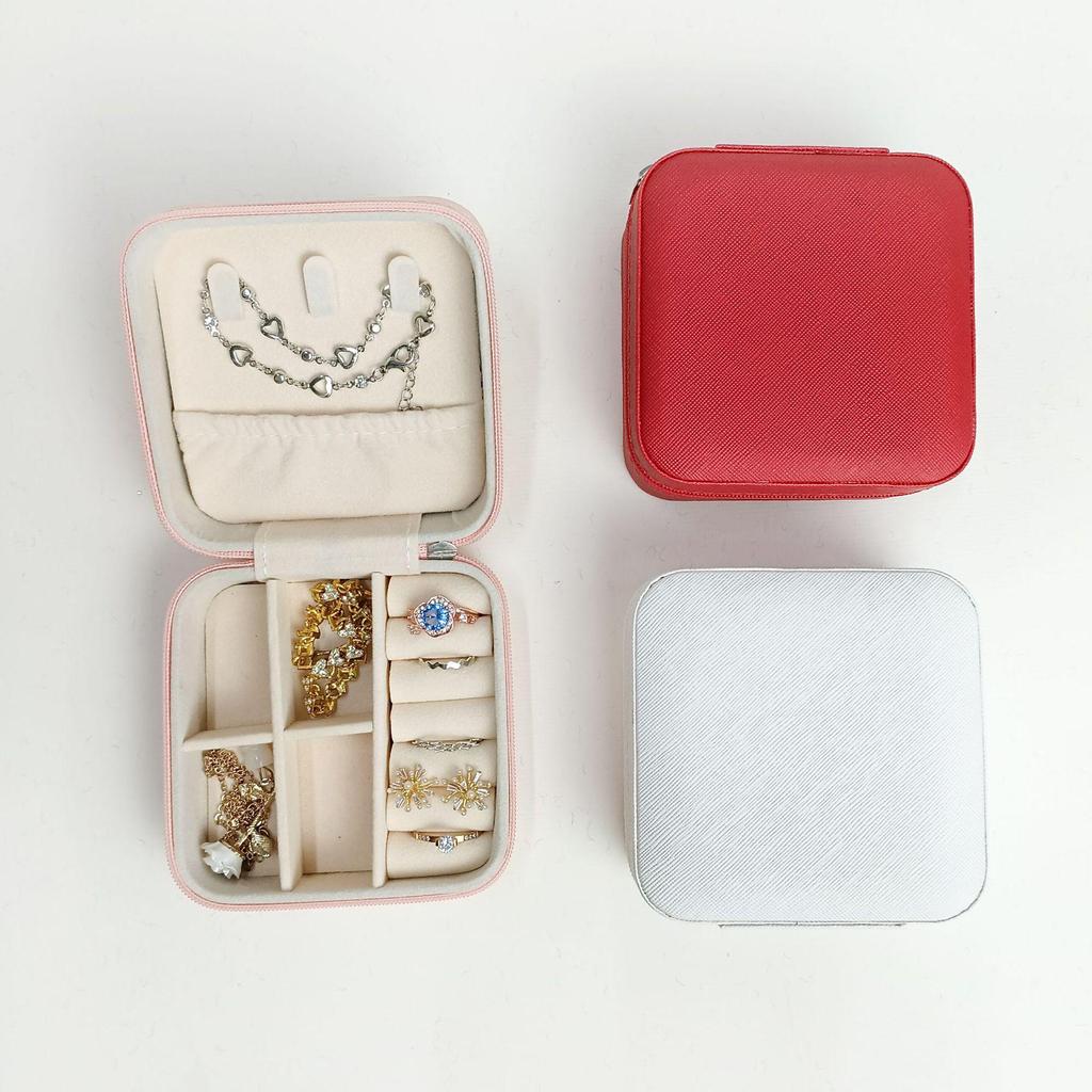 Компактная кожаная шкатулка для украшений для женщин - Милый органайзер для подвесок, серег и колец
