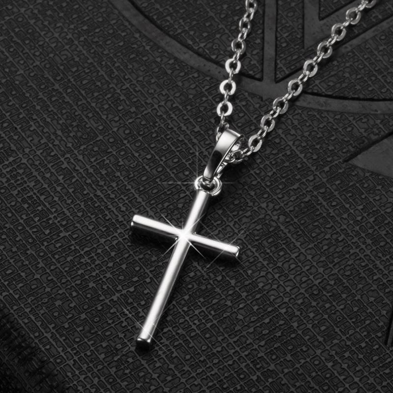 Waterproof Cross Pendant Necklace for Women Men Minimalist Stainless Steel Cross Chain Christian Jewelry Daily Wear Accessories