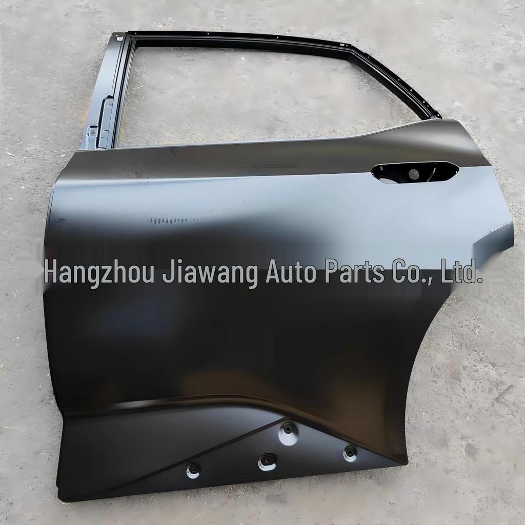 Toyota 2023 BZ3 Накладки задней двери - Правая 67003-03030, Левая 67004-03030