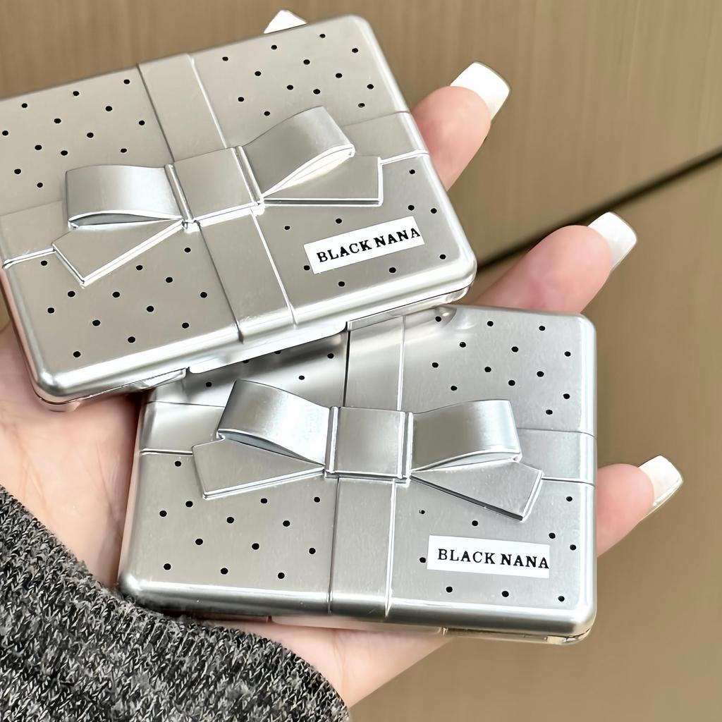 Пудра для хайлайтинга и контуринга Осветление и придание объема лицу Хайлайтер Ультратонкая текстура для естественного сияния Подчеркивает рельеф лица