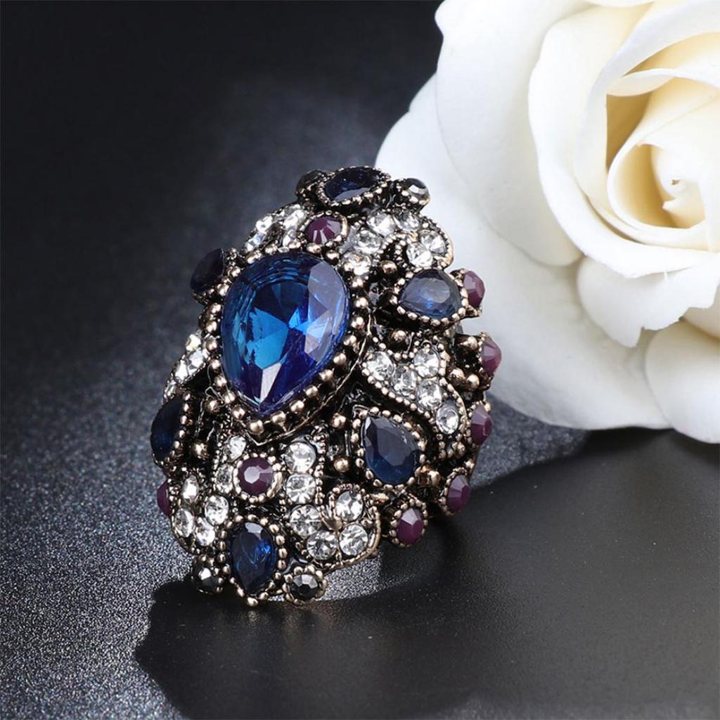 Fashion Shiny Rhinestone Punk Women Finger Ring Statement Jewelry Party Gift
