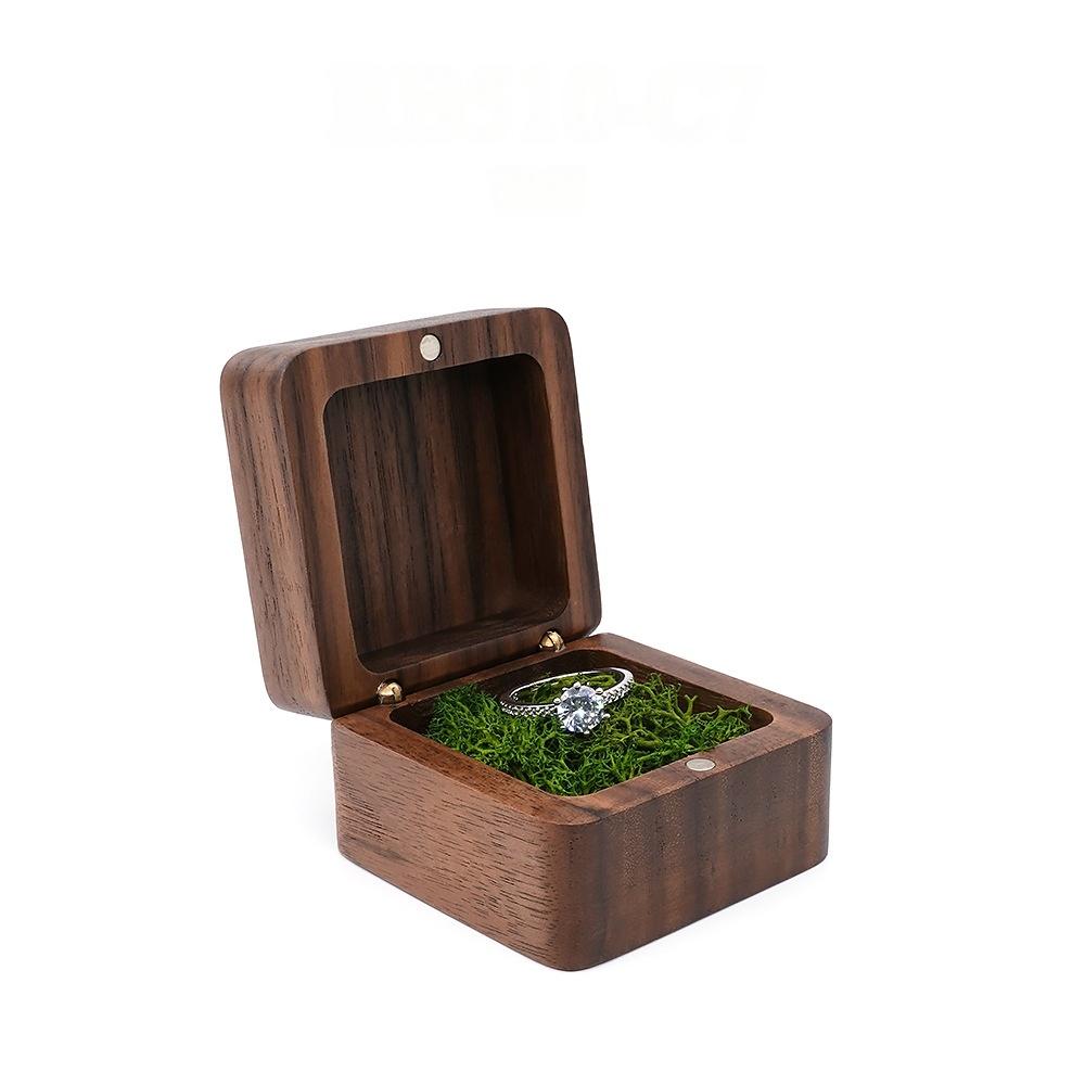 Black Walnut Solid Wood Ring Box Retro Style Luxury Exquisite Portable Storage for Necklaces Earrings Bracelets Oval Shape
