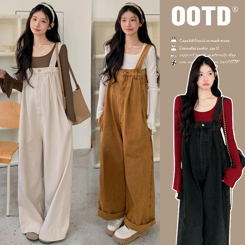 2026 Spring Maternity Set: Washed Denim Overalls & Bell Sleeve Layered Top