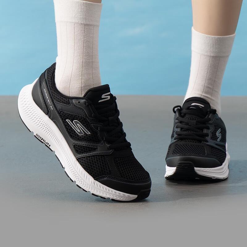 Skechers Women's GO RUN Thick-Soled Running Shoes