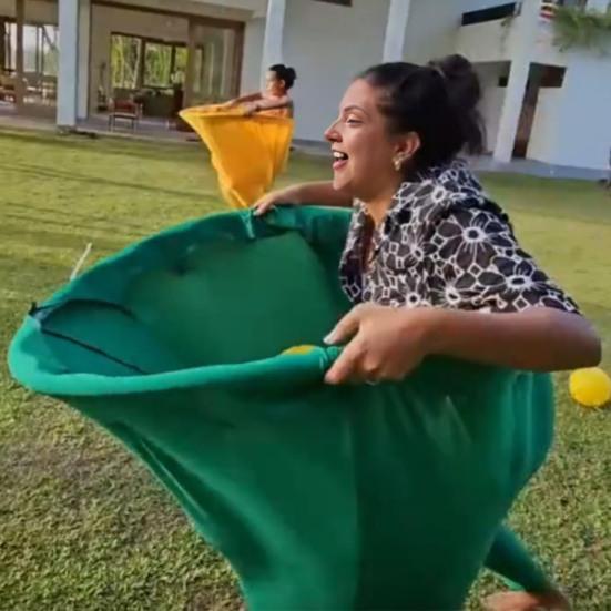 Набор для игры во дворе «Бабушкины трусы» для взрослых. Большие бабушкины трусы с прыгающим мячом и конусом-маркером. Набор для игры в метание на открытом поле для командной эстафеты, семейного воссоединения.