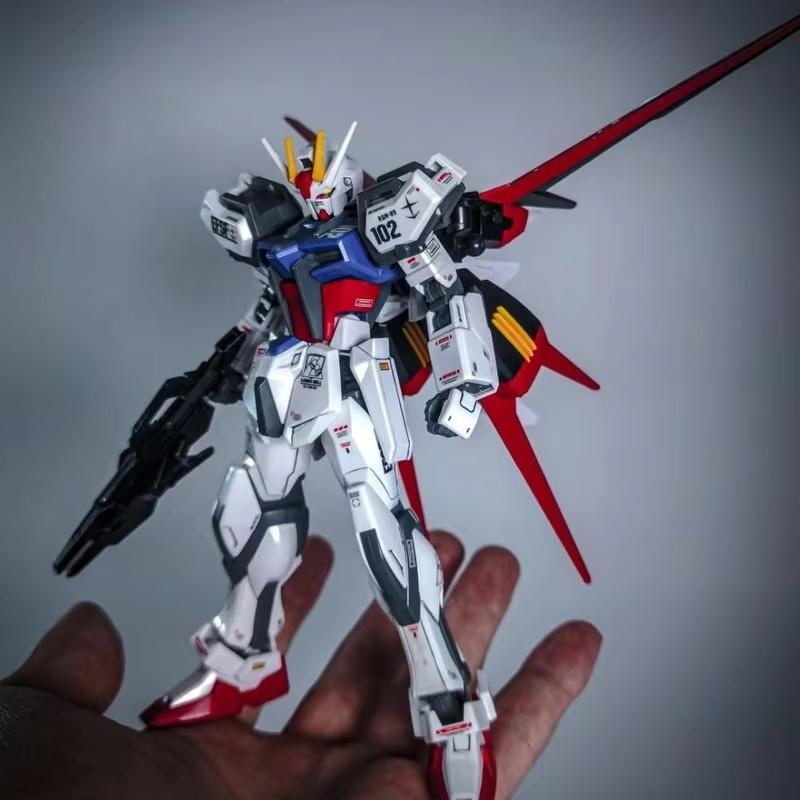 HG 1/144 Истребитель Strike Dog GAT-X105 Модели для сборки Меха Фигурки Действия Игрушки для Мальчиков Настольное Украшение Подарки Коллекционные