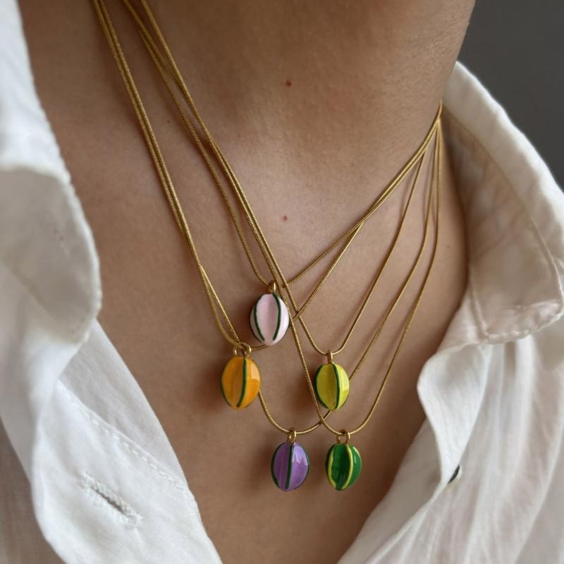 Элегантное ожерелье-подвеска из нержавеющей стали с цветочным бутоном, цветной градиент. Легкое, универсальное украшение для женщин на каждый день