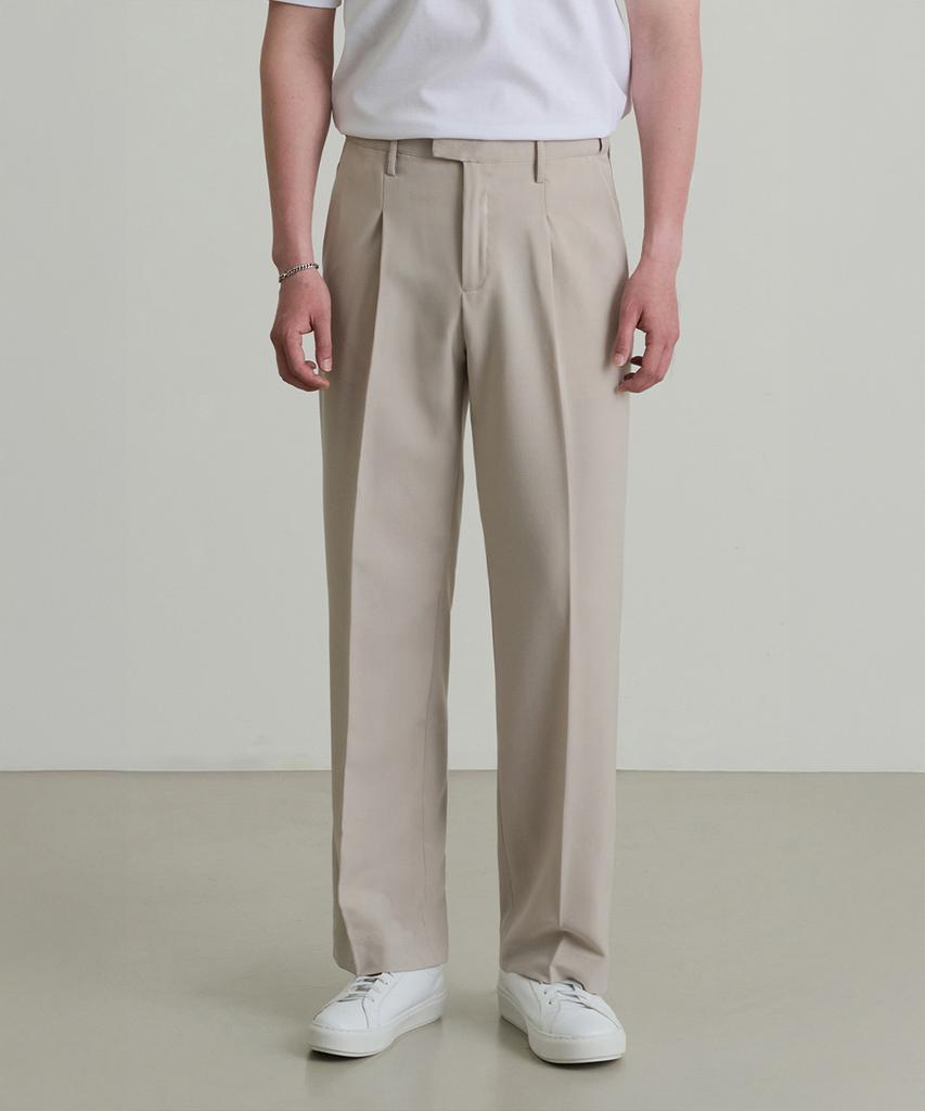 CREEDMENS One-Pleat Hidden Elastic Waist Semi-Wide Slacks (Cream Beige)