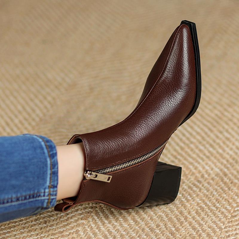 Fashion 2024 New Autumn Winter Genuine Leather Women Boots Fashion Pointed Toe Chelsea Boots Chunky High Heels Women Shoes Ankle Boots