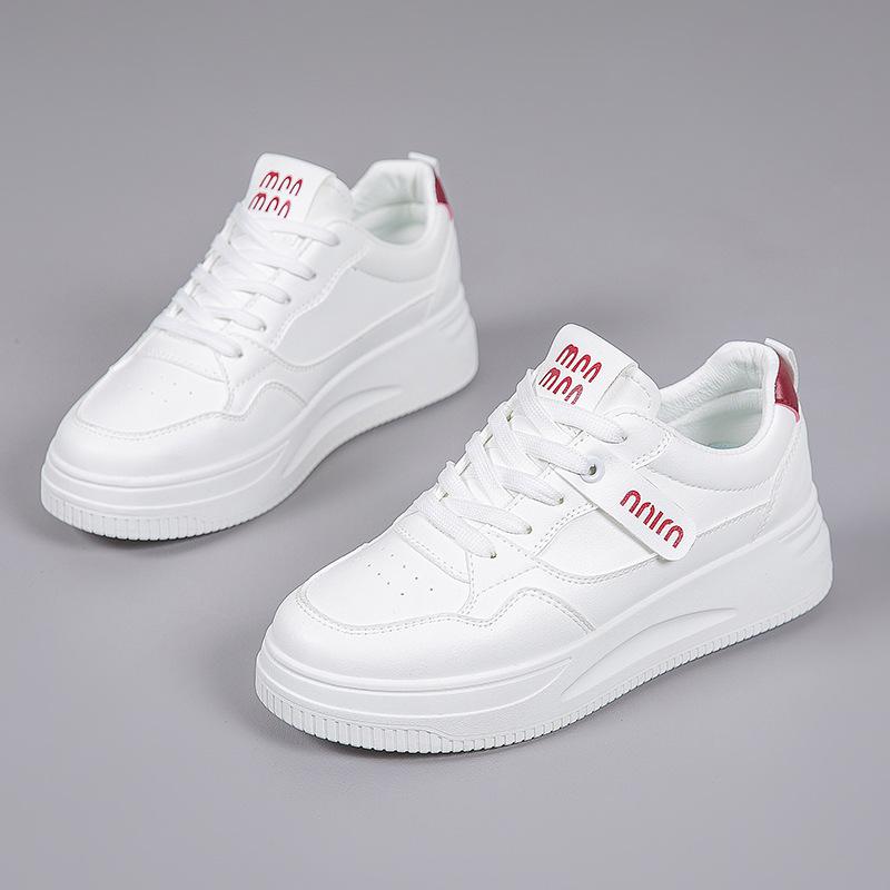[Кастомизация] Весенняя корейская версия кроссовок для женщин, универсальные повседневные туфли на платформе высокого класса, студенческие спортивные нескользящие белые туфли