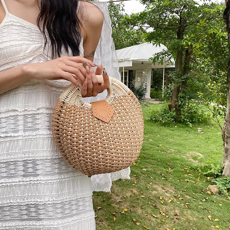 Вязаные сумки с ручками-ракушками National Hasp, новинка, милая индивидуальность, модное плетение из травы, лаконичные и легкие, повседневные, модные