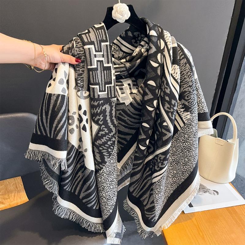 2024 New Style Ethnic Style Fashionable Thickened Scarf, Travel Cloak Office Warm Blanket Versatile Style Shawl