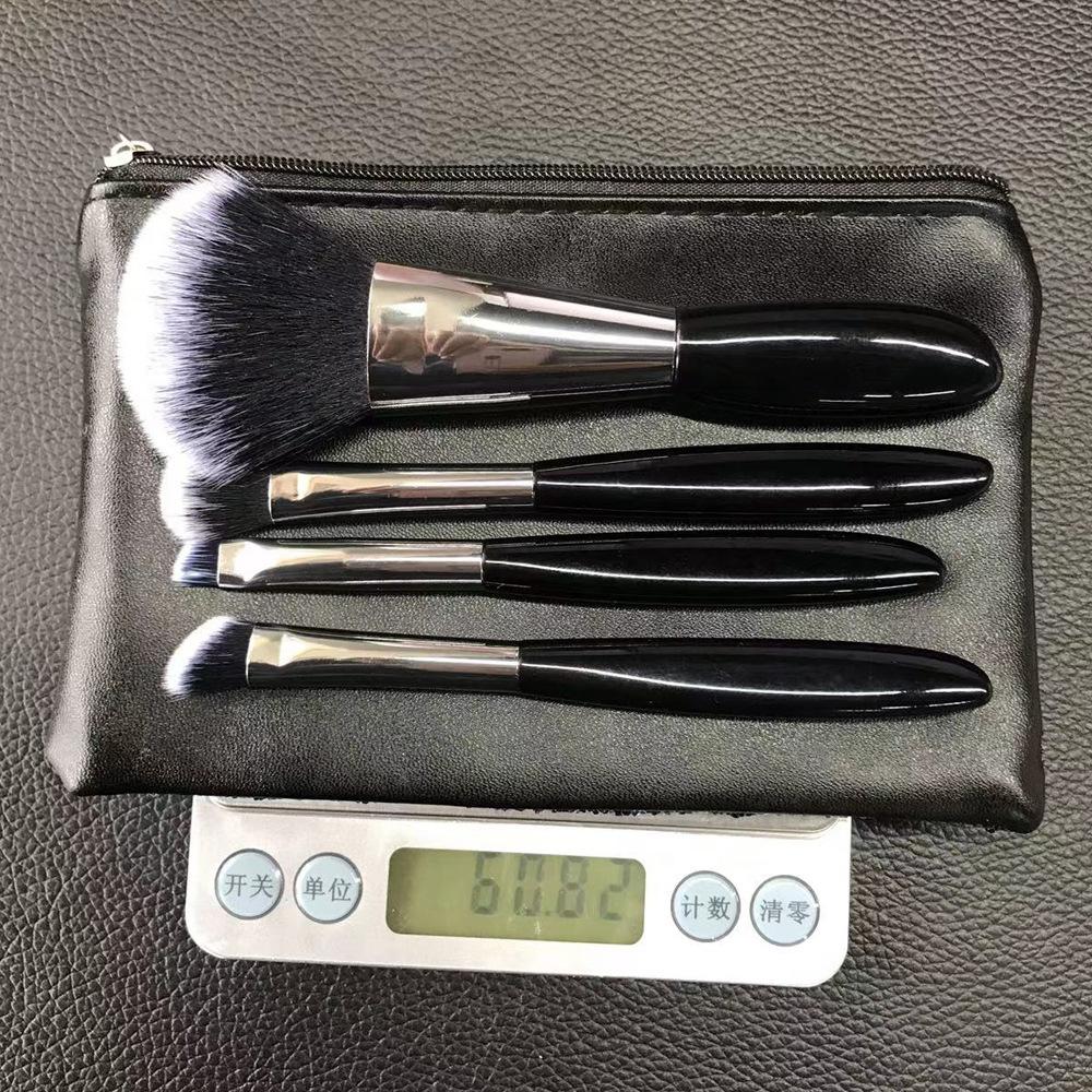 Portable Short Rod Mini Small Cosmetics Pebble Eyeshadow Paint 4 Makeup Brush Set Makeup Bag