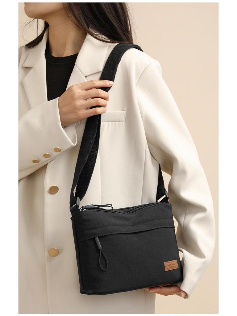 Легкая женская нейлоновая водонепроницаемая сумка кроссбоди - Повседневная, многослойная, портативная, модная маленькая квадратная сумка