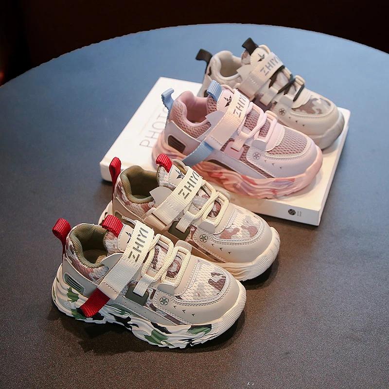 2024 Детская повседневная обувь для девочек и мальчиков, осенняя новая модная в корейском стиле, универсальная, с мягкой толстой подошвой, противоскользящая спортивная обувь