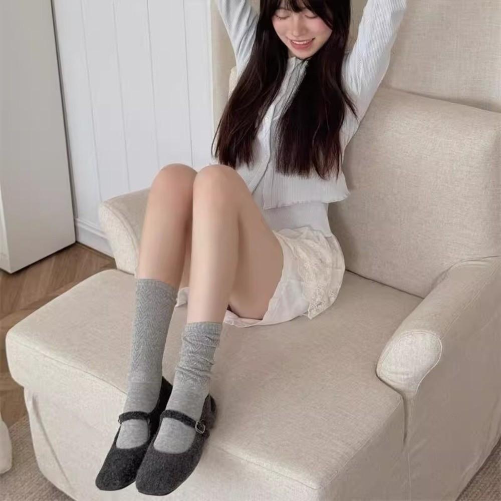 Fashion Solid Color Mid-tube Socks Breathable Sweat Absorbent Hollow Out Socks Simple Mesh Socks