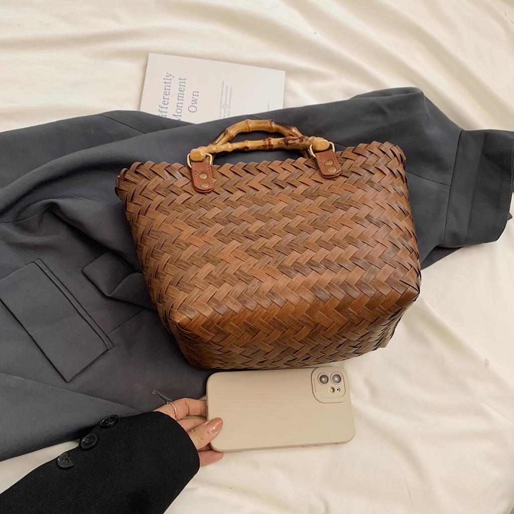 Handmade Woven Bag for Women  New Trendy Handheld Vegetable Basket Bag, Seaside Vacation Style Grass Woven Bucket Bag