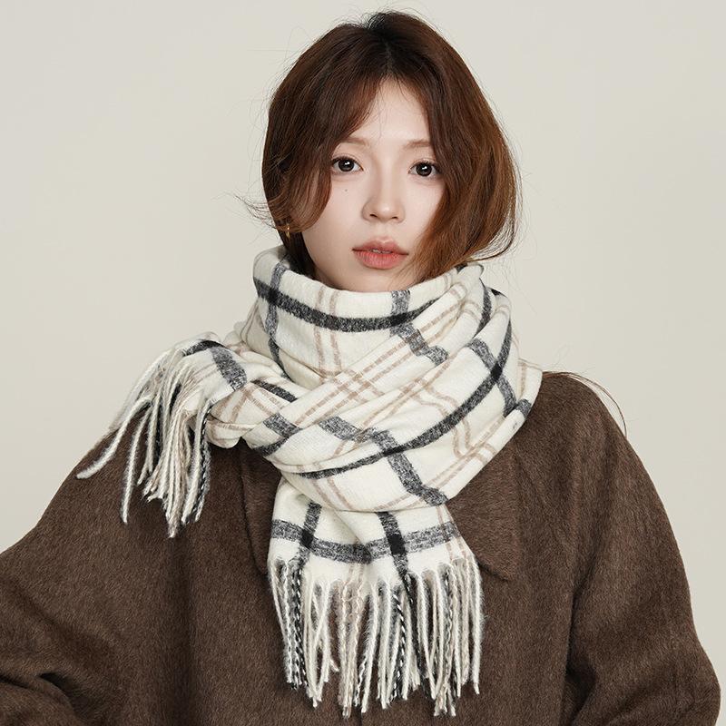 High Looking Imitation Cashmere Retro Hoop Yarn Plaid Scarf for Women Autumn and Winter Fashion Warm Tassel Shawl Scarf