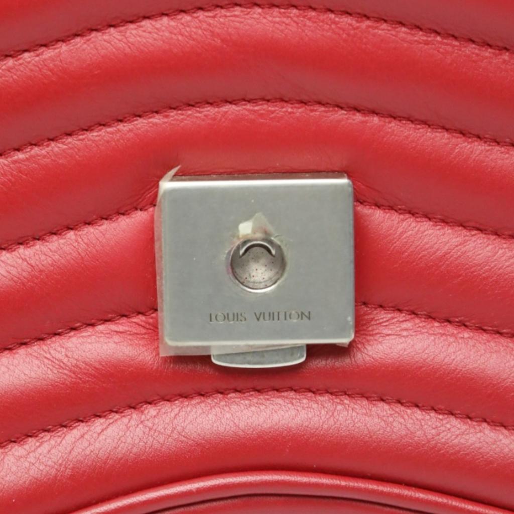 LOUIS VUITTON Chain tote New Wave Shoulder Bag leather Red Women M51930 Used