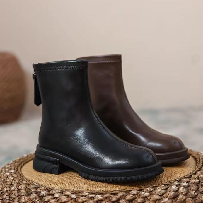 Autumn and winter Martin boots women's new fashion round head thick sole rear zipper short women's boots thick heel velvet