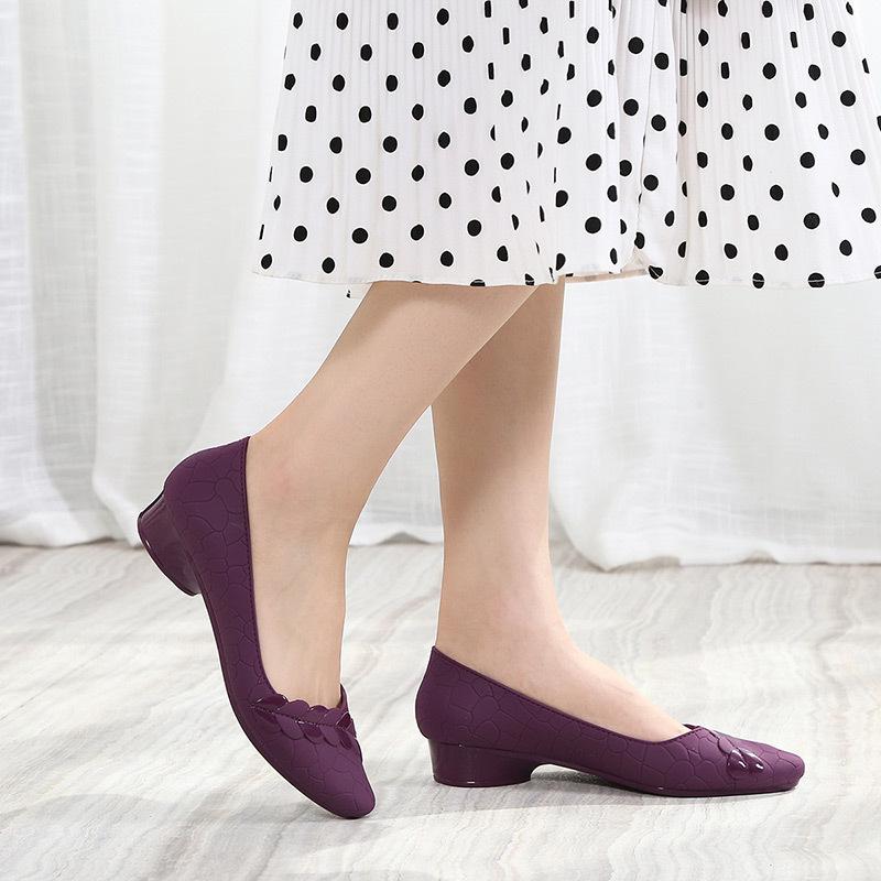 Мода 2024 года, новые модные туфли для женщин, резиновые рабочие галоши на низком каблуке, непромокаемые сапоги для ходьбы, резиновые сапоги для рыбалки