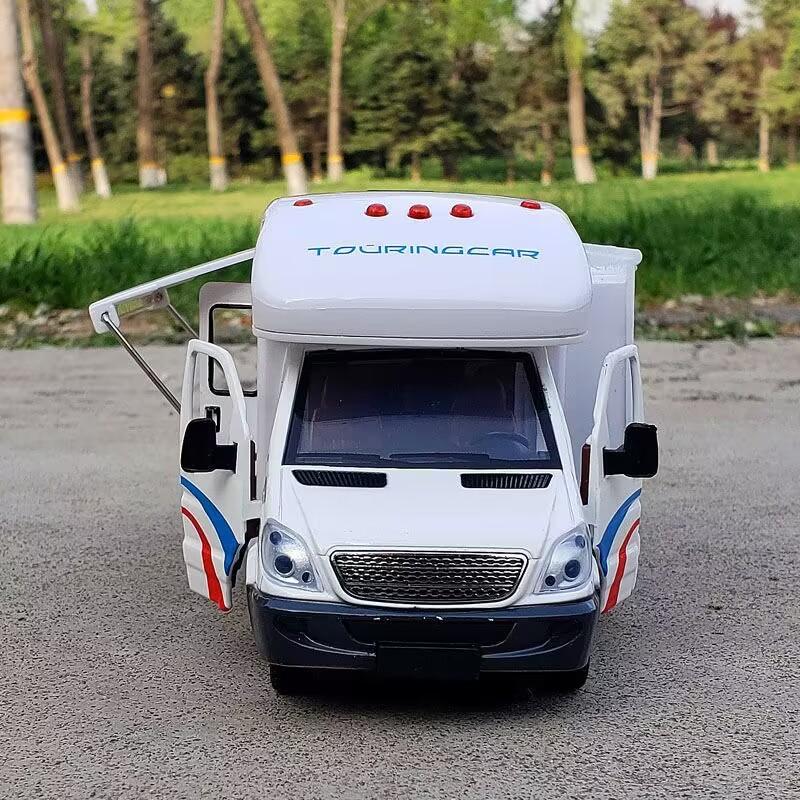 1:28 Металлических Моделей Роскошных RV Автодомов, Автомобилей, Игрушек, Моторхоумов, Кемперов, Туристических Автомобилей. Со Звуком и Светом. Подарок для Детей