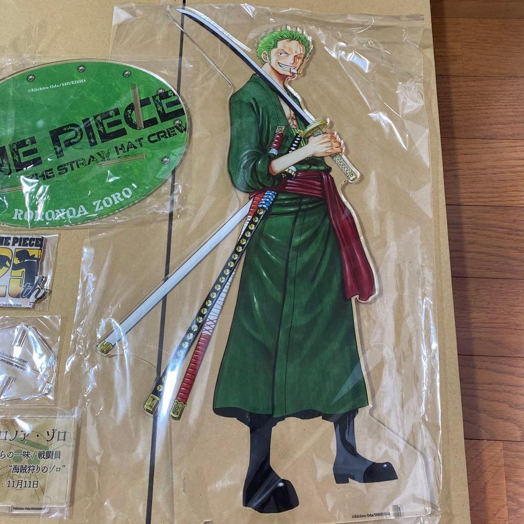 Использованный акриловый стенд Giga с Зоро из ONE PIECE