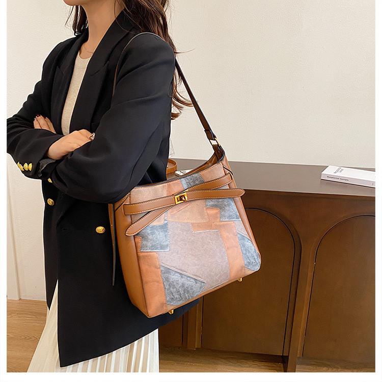 Ielgy Female Bag Large-Capacity Tote Bag High-End Retro Niche Shoulder Messenger Bag Commuter All-