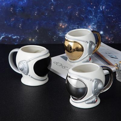 Творческий 3D шлем астронавта, модельная чашка, авиационная шапка, керамическая кружка, кофейная чашка, большая емкость для украшения дома, чашка для воды 550 мл