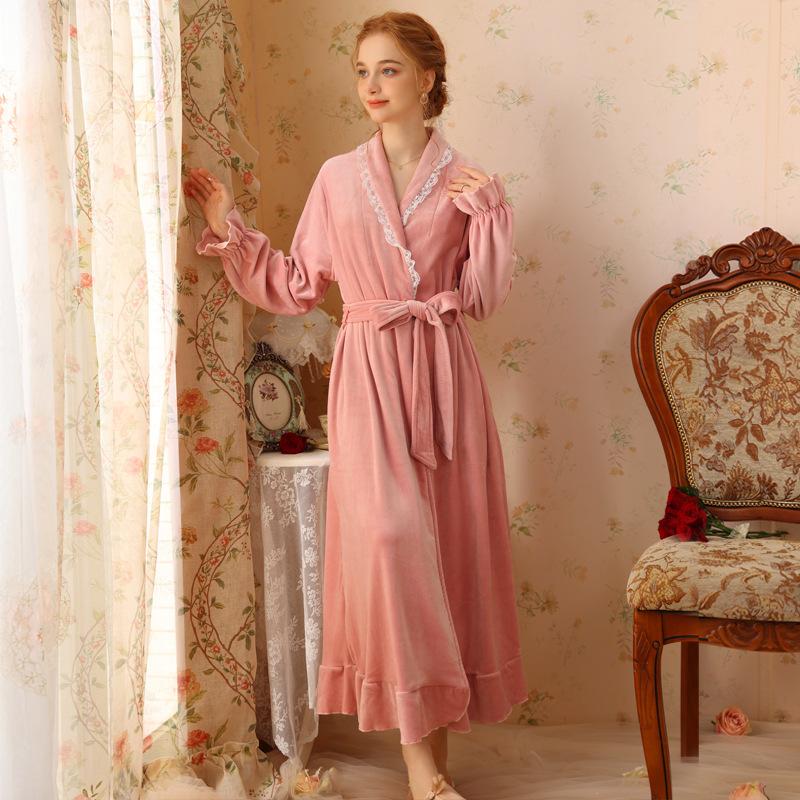 Velvet Robe Women Fall Winter Long-sleeved Bathrobe Court Style French Velvet Pajamas Bridal Red Morning Robe Thickened Homewear